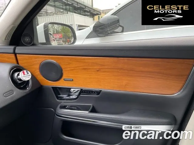 JAGUAR All New XJ 2.0 Luxury LWB 2013 — photo 5 sur 13