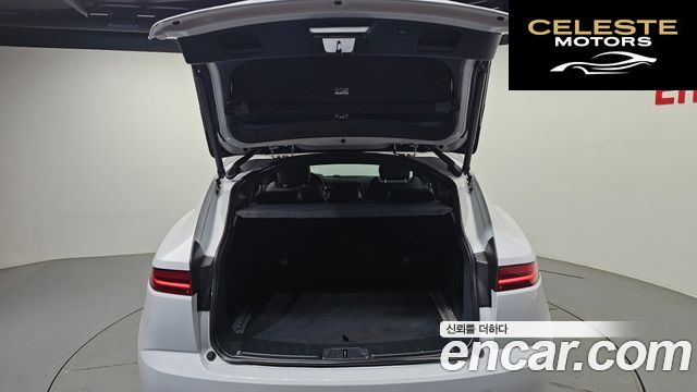 JAGUAR E-PACE P250 First Edition 2018 — photo 26 sur 41