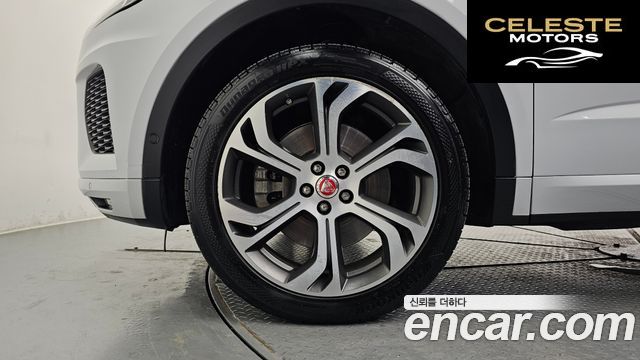 JAGUAR E-PACE P250 First Edition 2018 — photo 5 sur 41