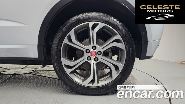 JAGUAR E-PACE P250 First Edition 2018 — photo 7 sur 41