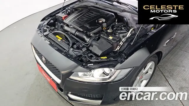 JAGUAR XF (X260) 25t 2018 — photo 6 sur 20