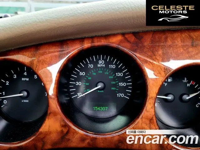 JAGUAR XK8 Cabriolet 1999 — photo 11 sur 26