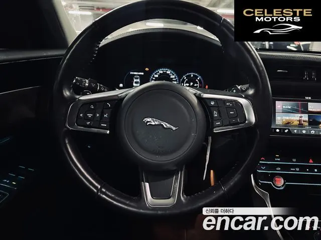 JAGUAR XF (X260) 20d 2018 — photo 13 sur 26