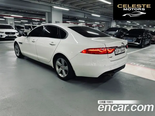 JAGUAR XF (X260) 20d 2018 — photo 2 sur 26