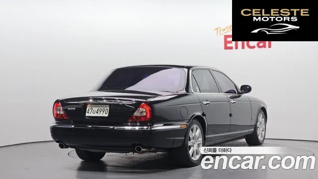 JAGUAR XJ-8 4.2 2005 — photo 2 sur 20