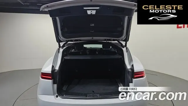 JAGUAR E-PACE P250 First Edition 2018 — photo 26 sur 41