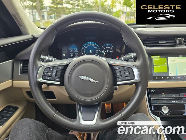 JAGUAR XF (X260) 20d 2019 — photo 11 sur 26