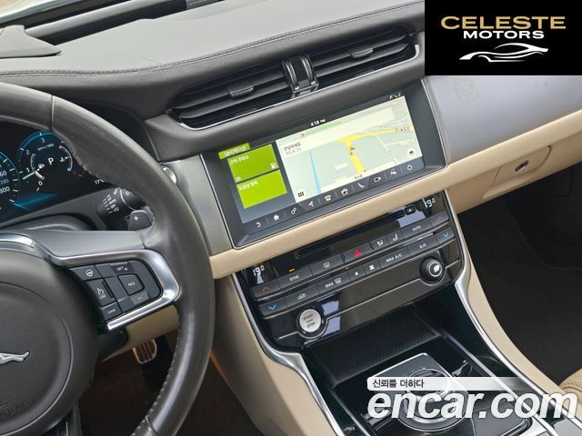 JAGUAR XF (X260) 20d 2019 — photo 13 sur 26