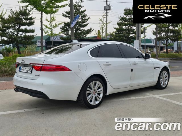 JAGUAR XF (X260) 20d 2019 — photo 2 sur 26