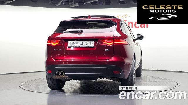 JAGUAR F-PACE 20d R-Sport 2017 — photo 4 sur 20