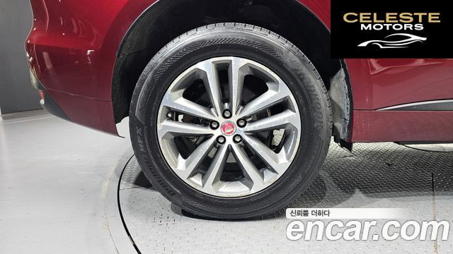JAGUAR F-PACE 20d R-Sport 2017 — photo 5 sur 20