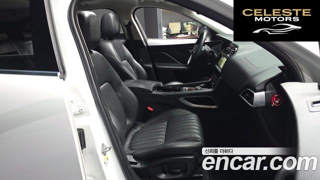 JAGUAR F-PACE 20d 2018 — photo 11 sur 20