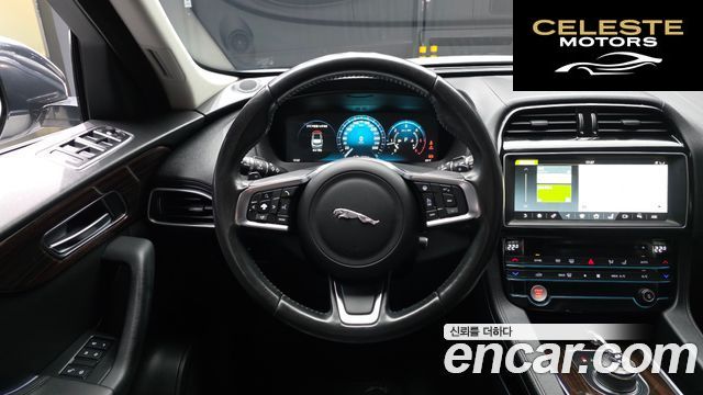 JAGUAR F-PACE 20d 2018 — photo 13 sur 20