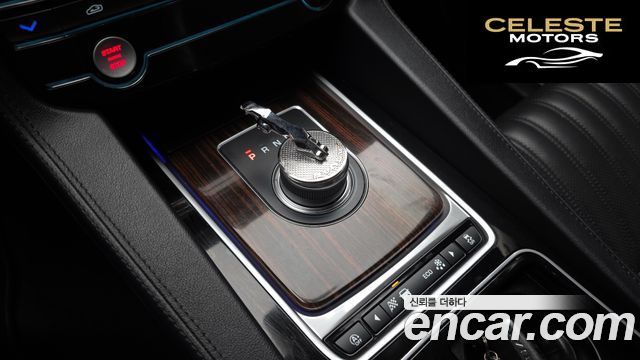 JAGUAR F-PACE 20d 2018 — photo 9 sur 20