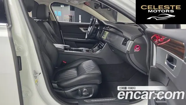JAGUAR XF (X260) 20d 2019 — photo 17 sur 39