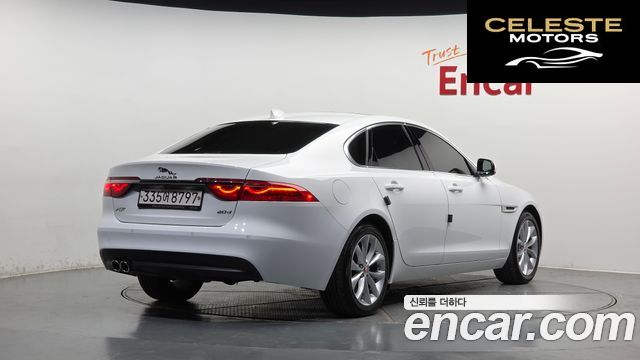 JAGUAR XF (X260) 20d 2019 — photo 2 sur 39