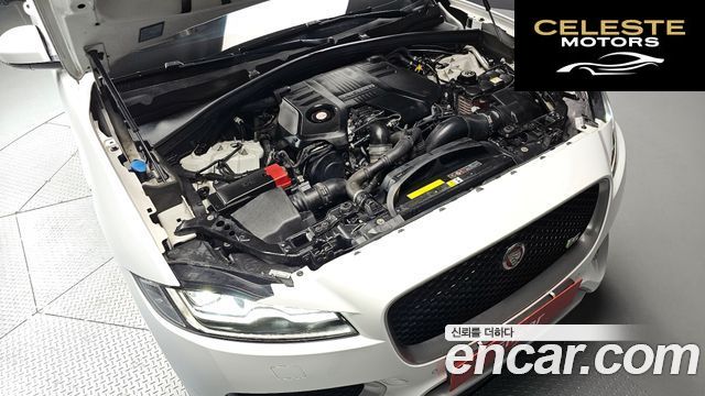 JAGUAR F-PACE 30d S 2017 — photo 6 sur 26