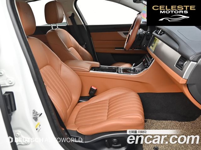 JAGUAR XF (X260) 25t 2018 — photo 10 sur 26