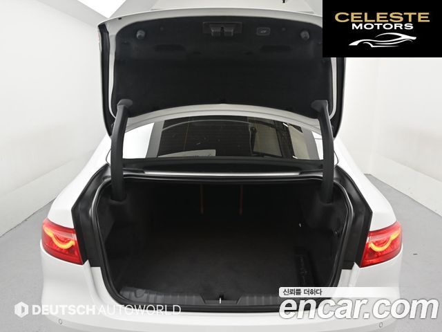JAGUAR XF (X260) 25t 2018 — photo 19 sur 26