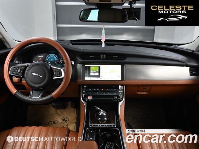 JAGUAR XF (X260) 25t 2018 — photo 7 sur 26