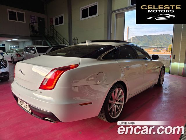JAGUAR All New XJ 3.0D Premium Luxury SWB 2017 — photo 2 sur 26