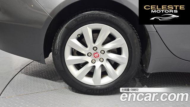 JAGUAR XF (X260) 25t 2016 — photo 5 sur 20