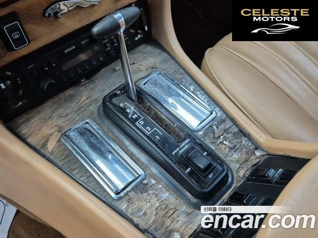 JAGUAR New XJ 4.2 SC 1986 — photo 13 sur 25