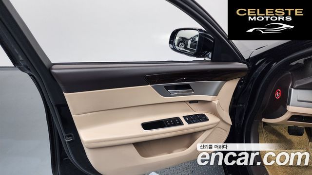 JAGUAR XF (X260) 20d 2018 — photo 14 sur 46