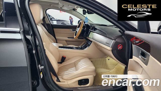 JAGUAR XF (X260) 20d 2018 — photo 16 sur 46