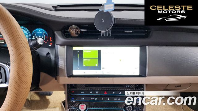JAGUAR XF (X260) 20d 2018 — photo 19 sur 46