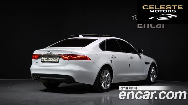 JAGUAR XF (X260) 20d 2017 — photo 2 sur 20