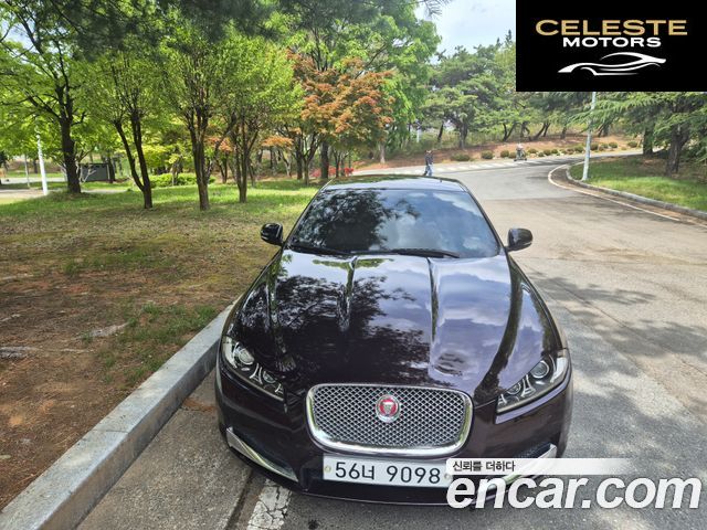 JAGUAR New XF 2.2p. Luxury 2014 — photo 3 sur 10