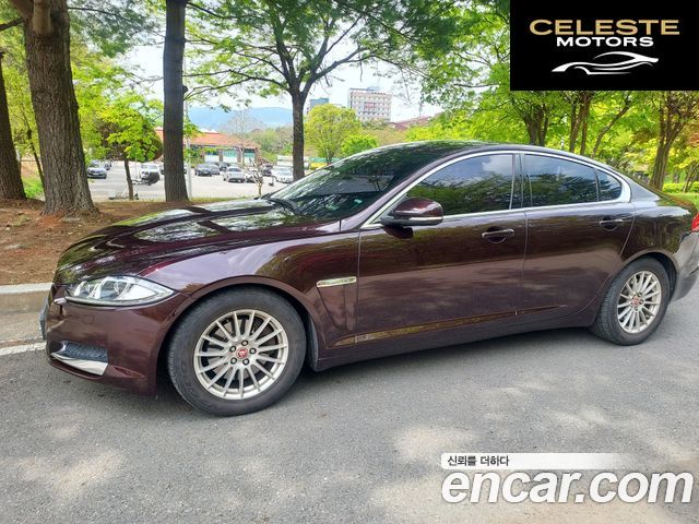 JAGUAR New XF 2.2p. Luxury 2014 — photo 5 sur 10