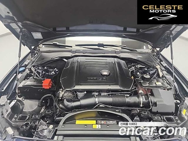 JAGUAR XF (X260) 20d AWD 2017 — photo 6 sur 25