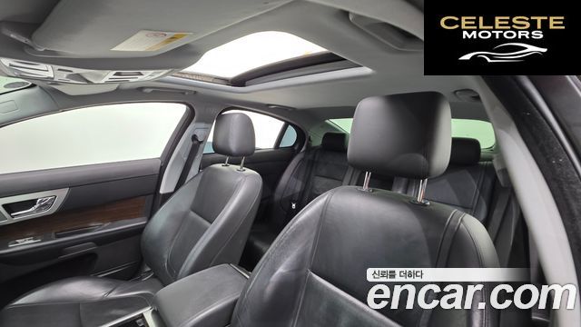 JAGUAR New XF 2.0 Luxury 2013 — photo 11 sur 20