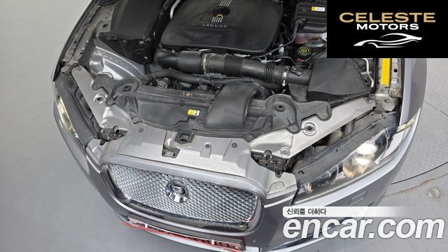 JAGUAR New XF 2.0 Luxury 2013 — photo 6 sur 20