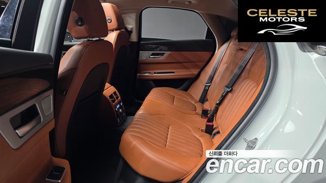 JAGUAR XF (X260) 20d 2018 — photo 16 sur 36