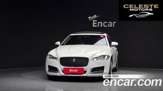 JAGUAR XF (X260) 20d 2018 — photo 3 sur 36