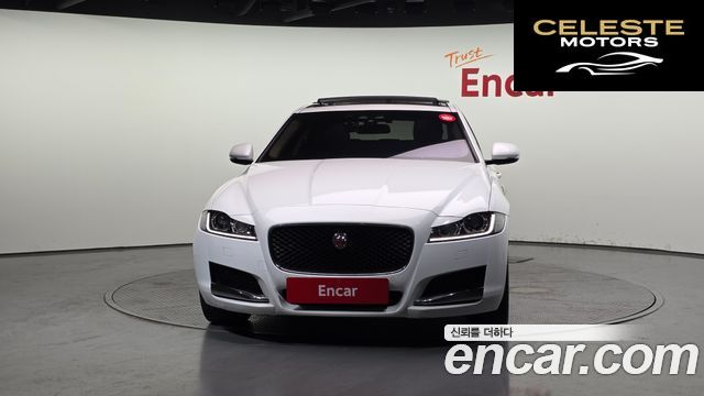 JAGUAR XF (X260) 20d 2018 — photo 3 sur 20