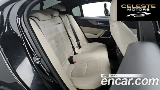 JAGUAR XE D180 R-Dynamic S 2020 — photo 18 sur 38