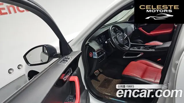 JAGUAR F-PACE 20d R-Sport 2019 — photo 12 sur 37