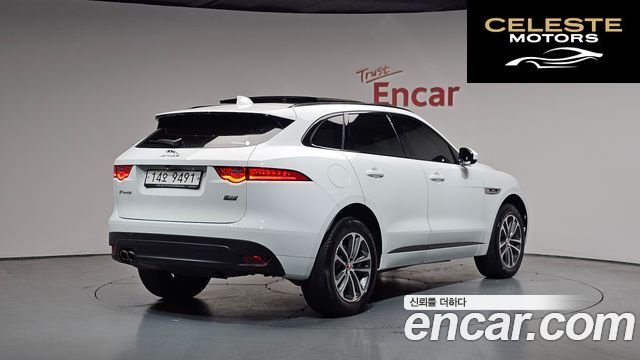 JAGUAR F-PACE 20d R-Sport 2019 — photo 1 sur 37