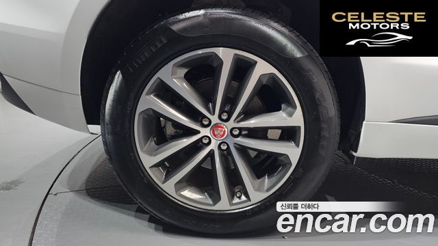 JAGUAR F-PACE 20d R-Sport 2019 — photo 6 sur 37