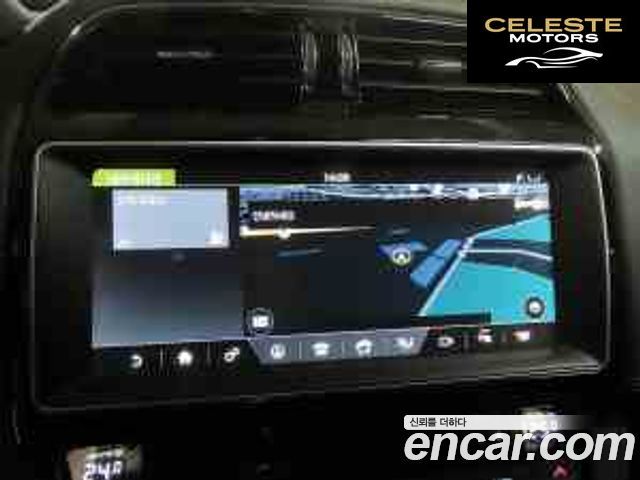 JAGUAR F-PACE 35t R-Sport 2017 — photo 13 sur 24