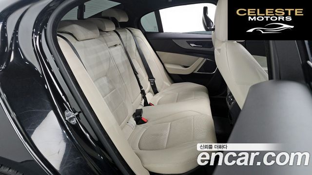JAGUAR XE D180 R-Dynamic S 2020 — photo 18 sur 38