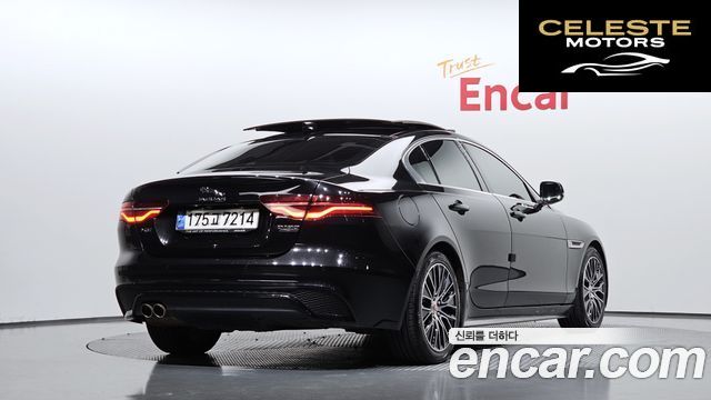 JAGUAR XE D180 R-Dynamic S 2020 — photo 3 sur 38