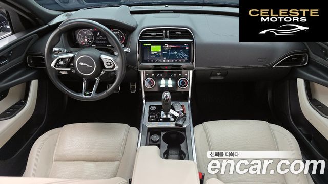 JAGUAR XE D180 R-Dynamic S 2020 — photo 35 sur 38