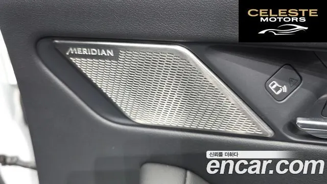 JAGUAR I-PACE EV400 SE 2020 — photo 33 sur 35