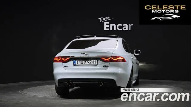 JAGUAR XF (X260) 35t AWD R-Sport 2017 — photo 4 sur 20
