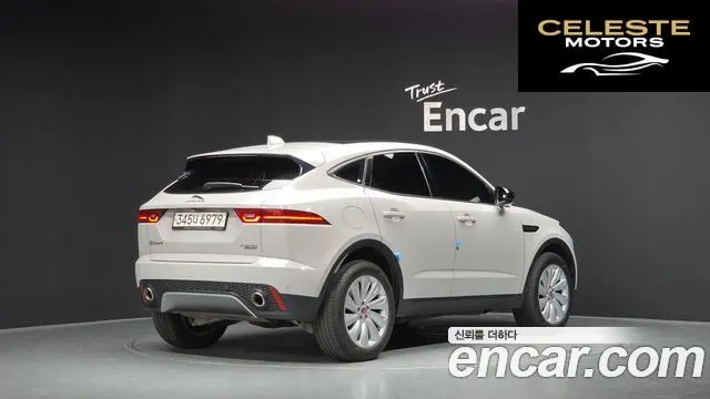 JAGUAR E-PACE P250 S 2018 — photo 2 sur 40
